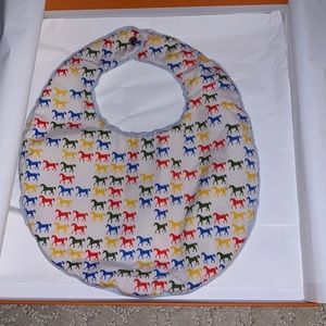 Hermès bib
